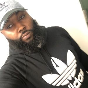 Meet your Posher, Lewis